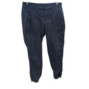 Athleta black gorpcore cargo joggers size 6 #636